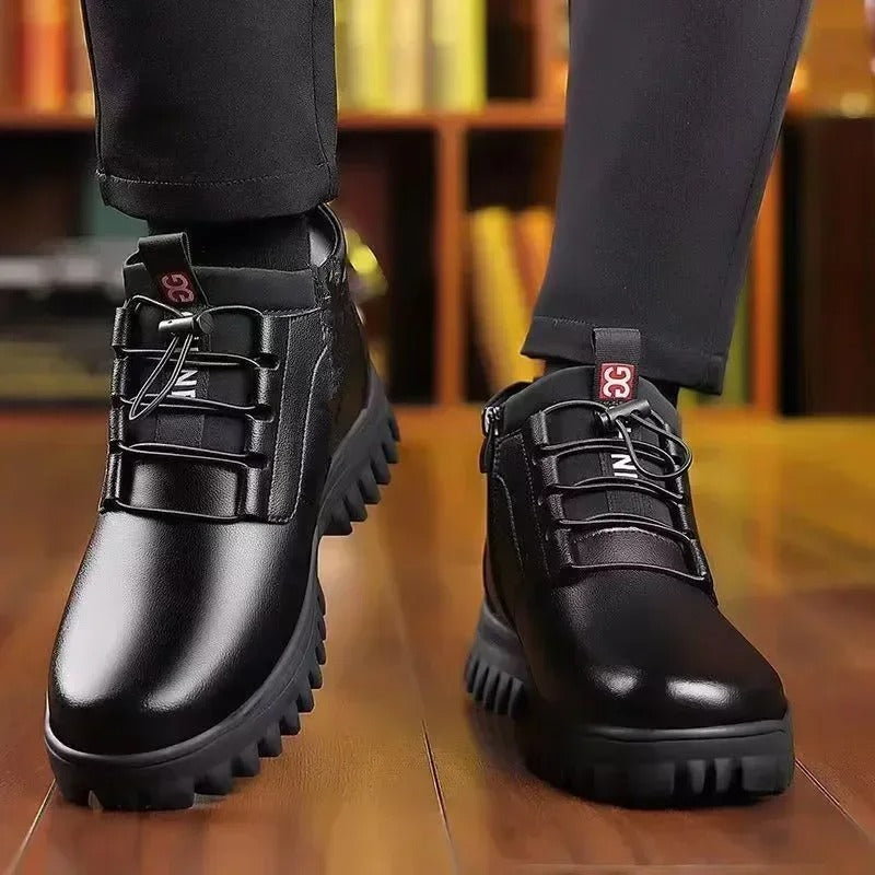 Tom Hollinger | Ankle boots with synthetic fur feed