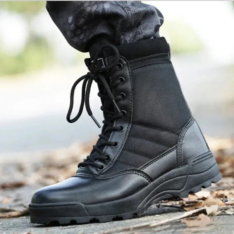 Tom Hollinger | Robuste Outdoor-Stiefel