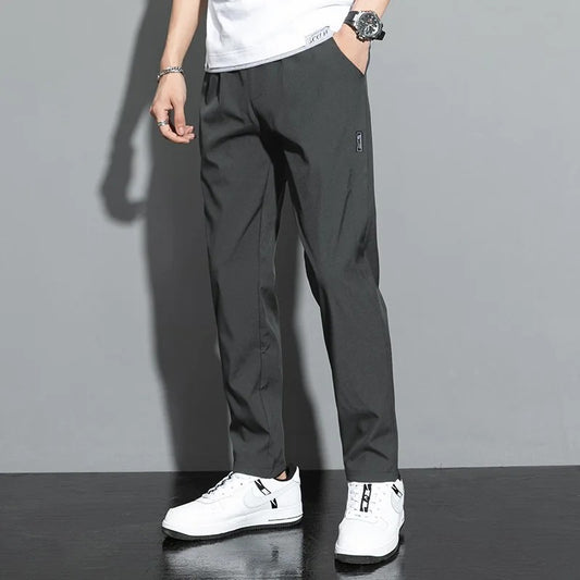 Tom Hollinger | Sporty jogging pants with a cord train
