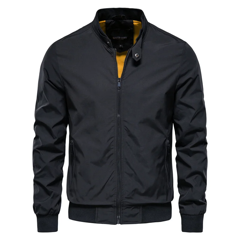 Tom Hollinger | Stylish light summer coat