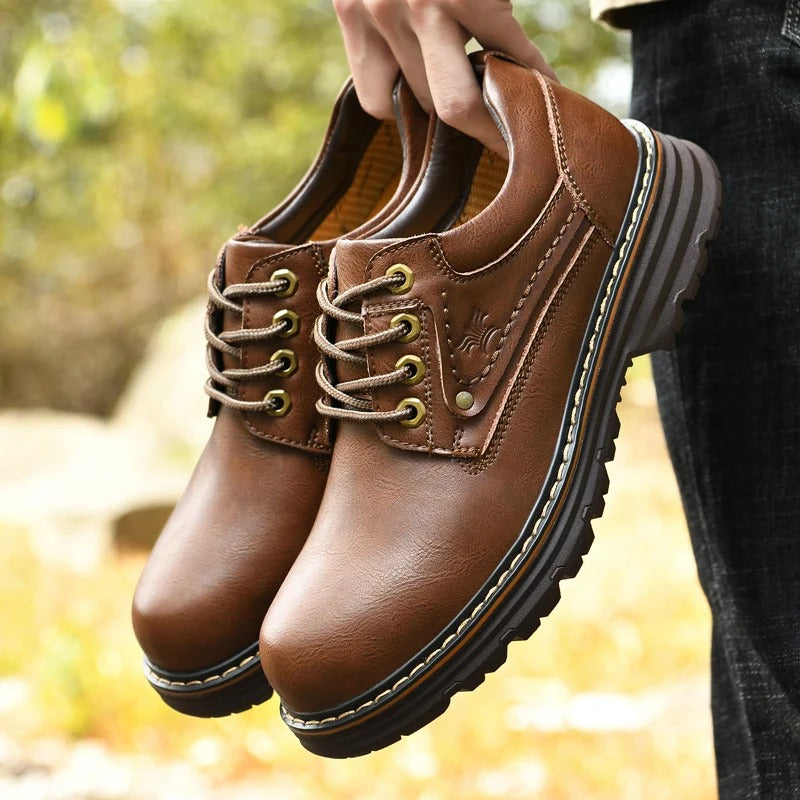 Tom Hollinger | Robuste Outdoor-Schuhe