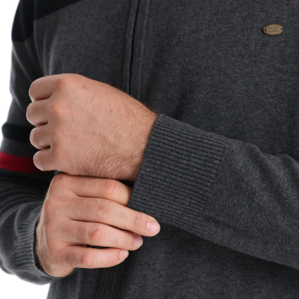 Tom Hollinger | Fashionable knitting cardigan for men