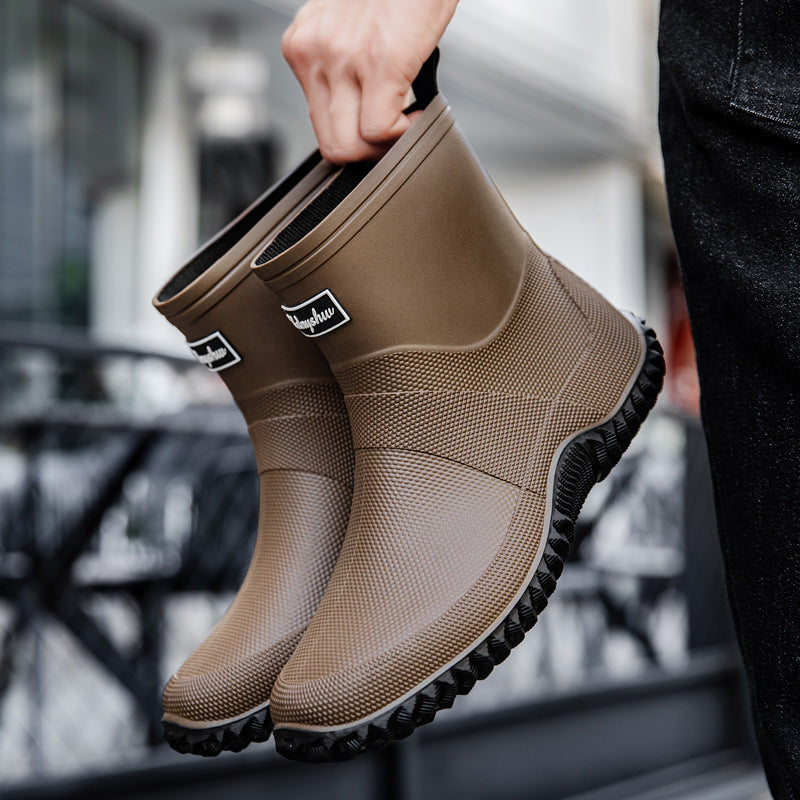 Men's Seamless Rubber Slip-On Ankle Boots With Tread Sole