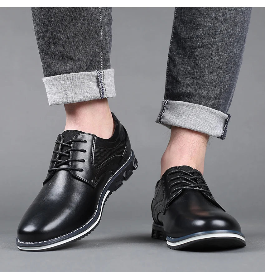 Schwarze Herrenschuhe