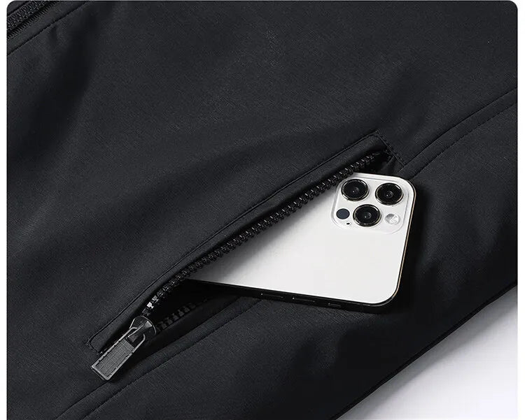 Tom Hollinger | Waterproof jacket