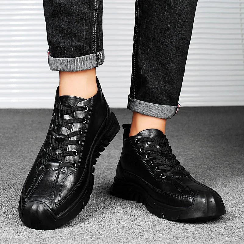 Tom Hollinger | Viktor Sneakers
