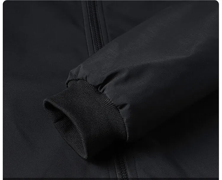 Tom Hollinger | Waterproof jacket