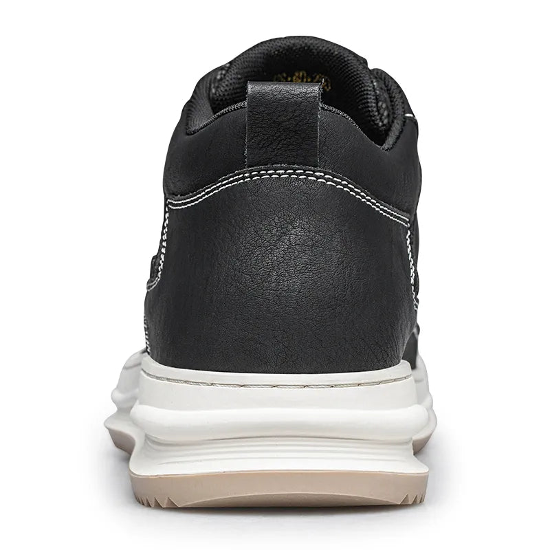 Tom Hollinger | Berlin Sneakers