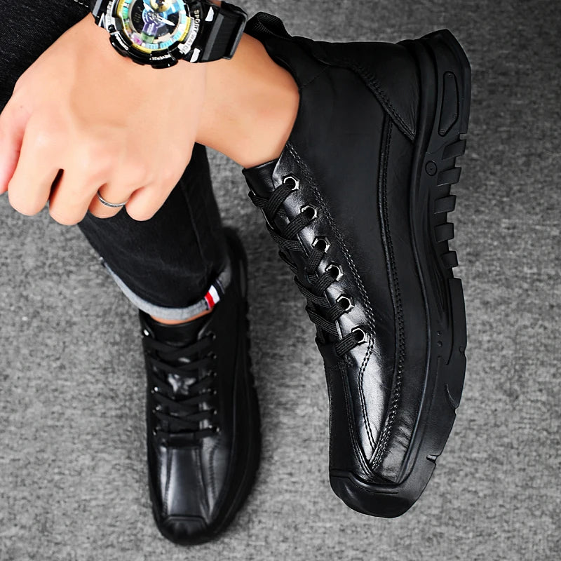 Tom Hollinger | Viktor Sneakers