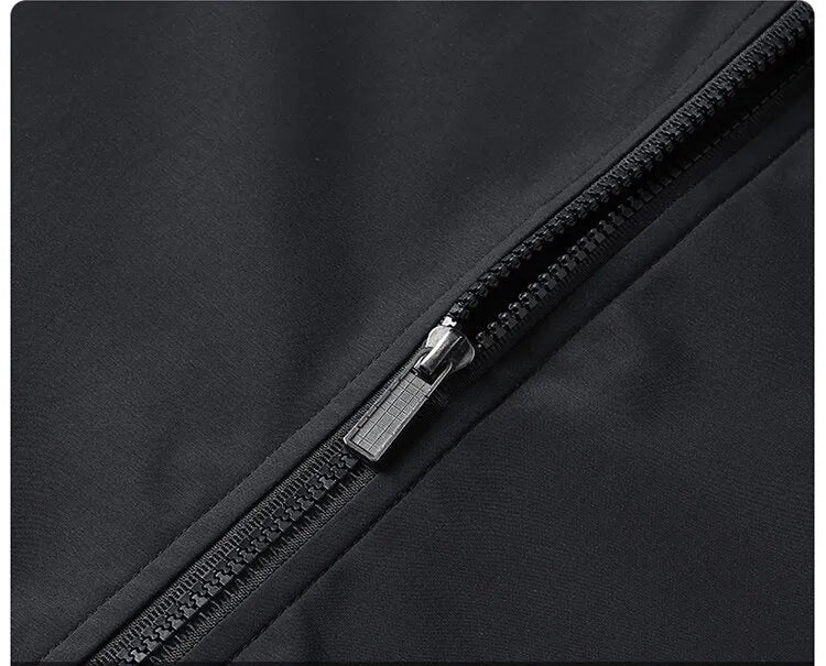 Tom Hollinger | Waterproof jacket