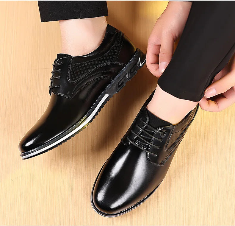 Schwarze Herrenschuhe