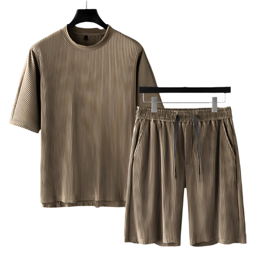 Tom Hollinger | Summer comfort two-part lounge set