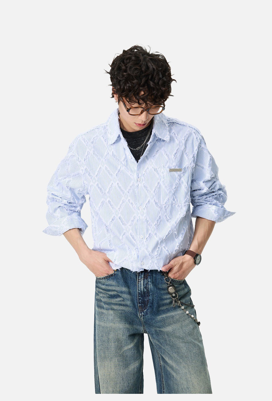 Blau-weisses Button-up-Hemd für Herren mit modernem Oversize-Schnitt