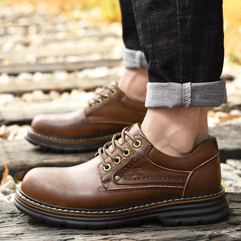 Tom Hollinger | Robuste Outdoor-Schuhe
