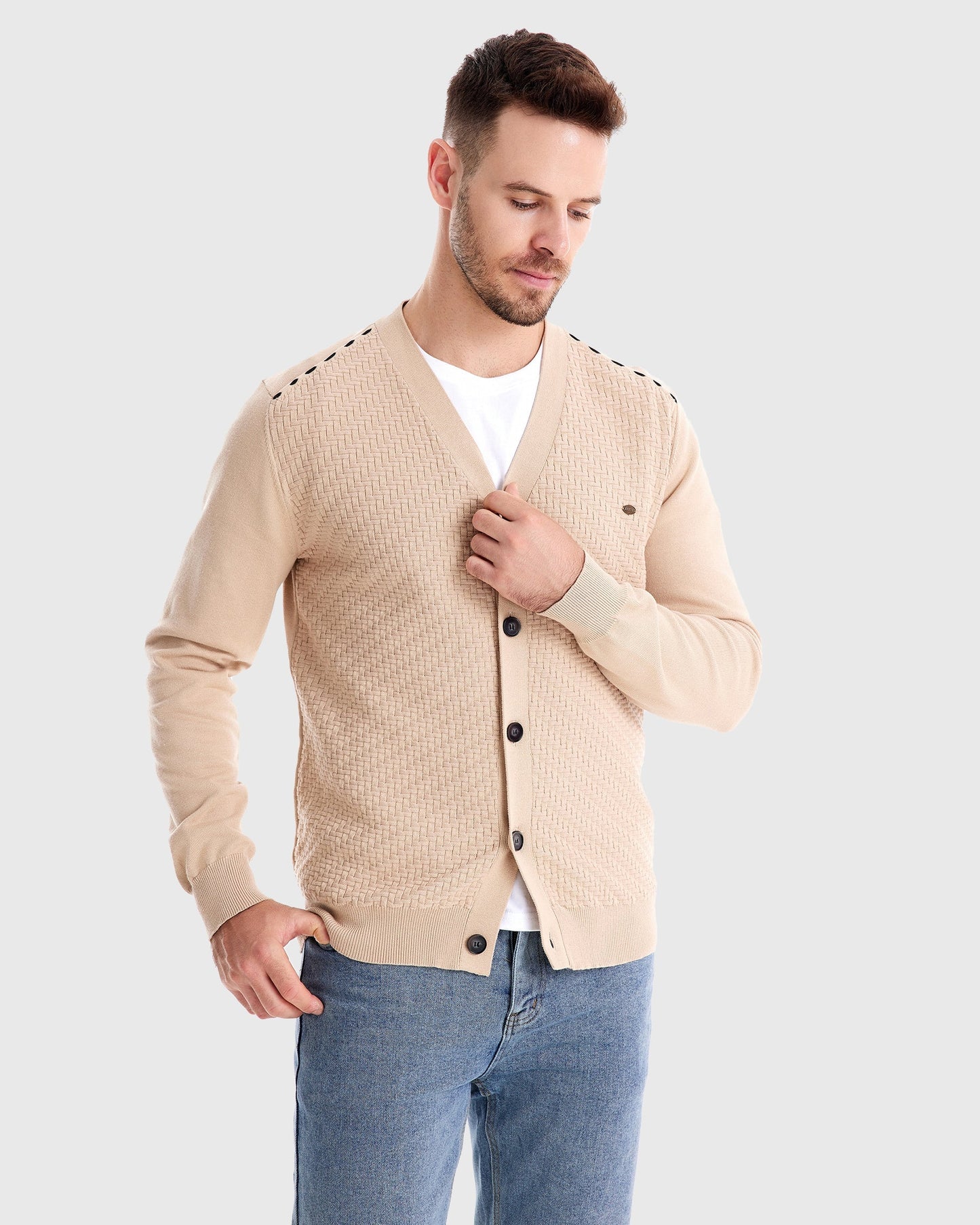 Tom Hollinger | Knitted cardigan with buttons