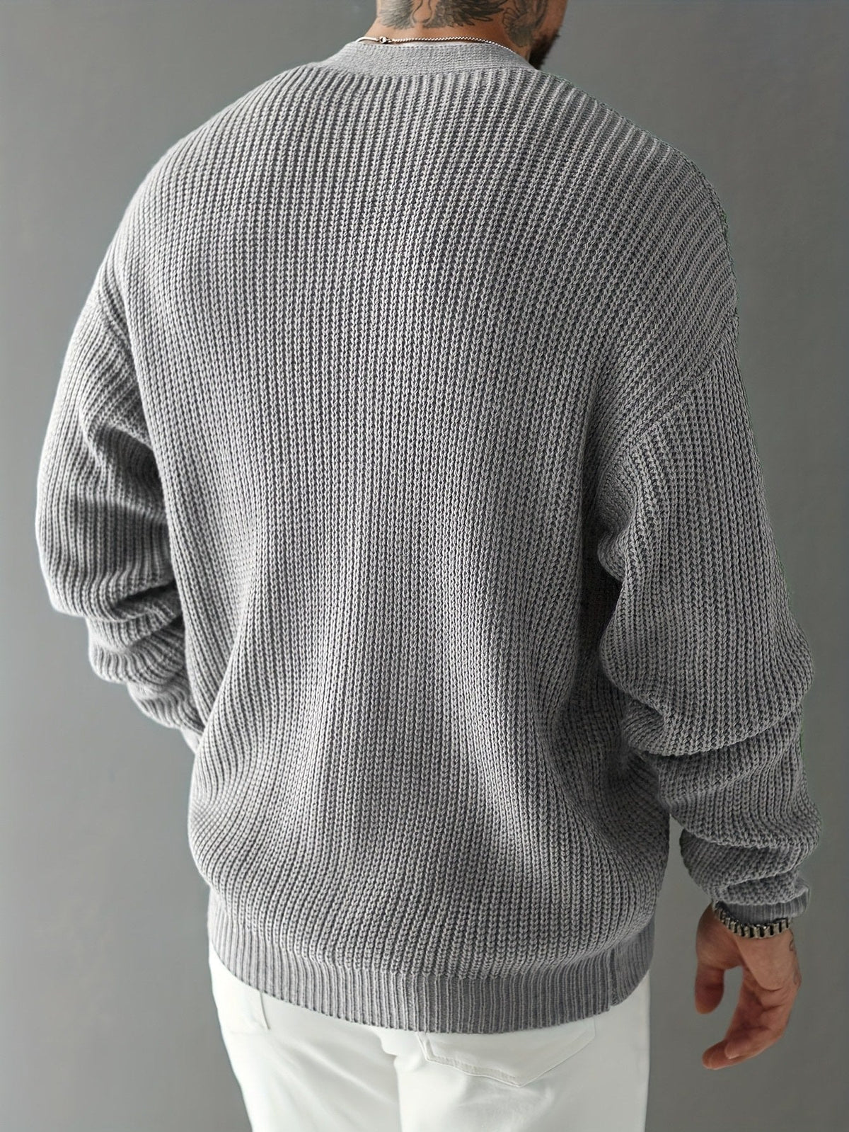 Seitliche Ansicht des gerippten Cardigans für Damen