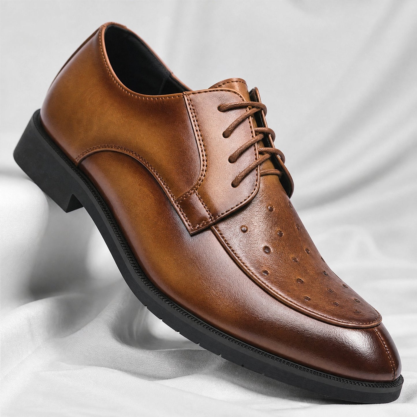 Herren Lederschuhe Mit Strukturiertem Vorderblatt