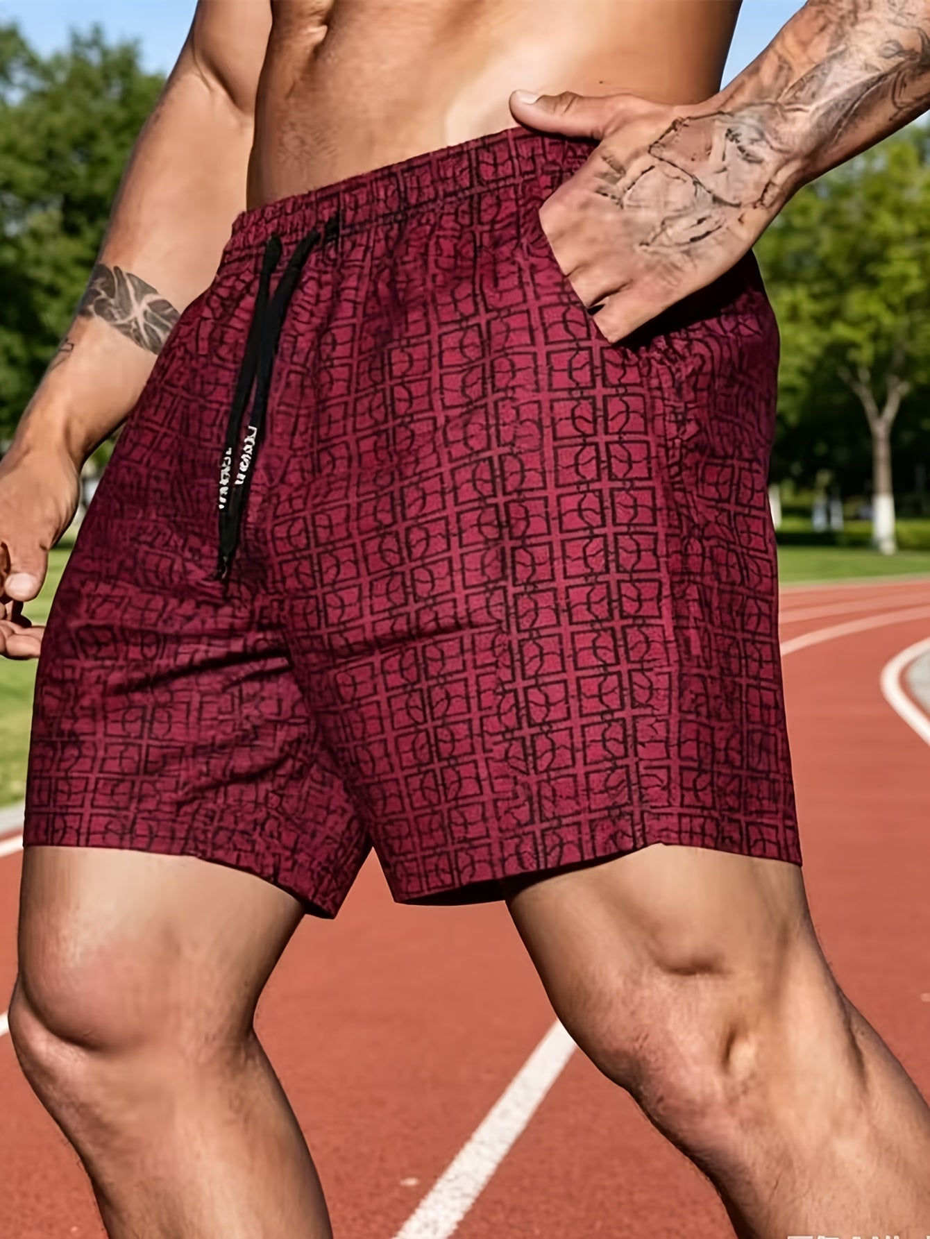 Herren Cargo-Shorts mit seitlichen Cargotaschen und Kettenprint