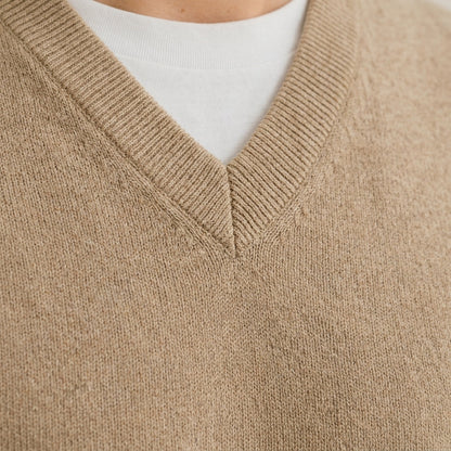 Vielseitig kombinierbarer Strickpullunder für stilvolle Outfits