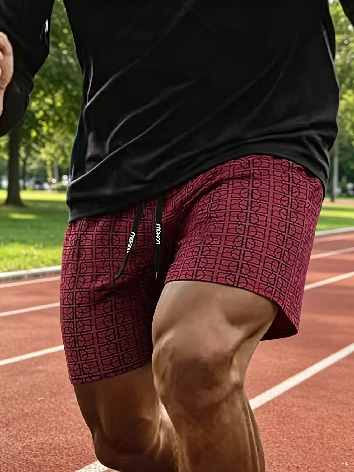 Herren Cargo-Shorts mit Kettenprint in Rückansicht