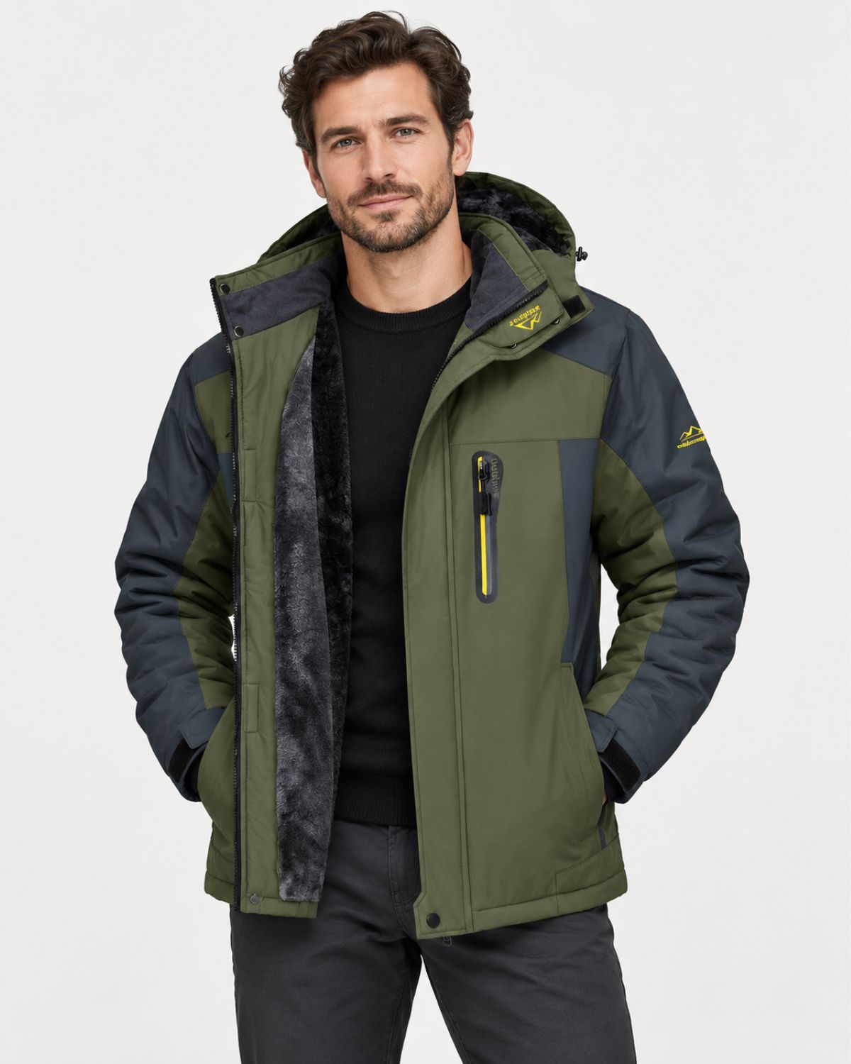 Seitliche Ansicht der Herren-Winterjacke mit Kapuze