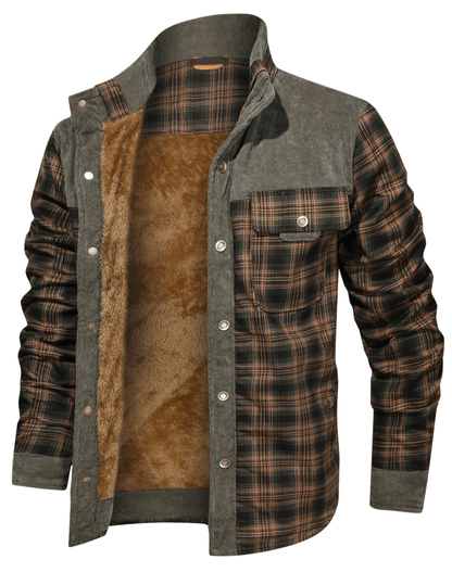 Karierte Flanelljacke mit weichem Kunstfellfutter in einer Designvariante