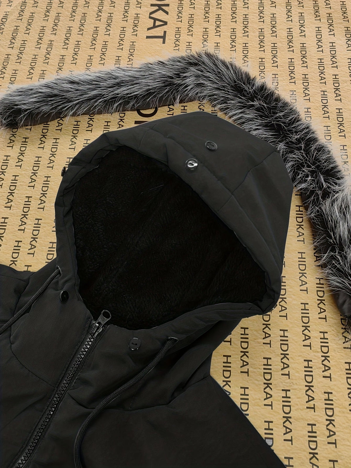 Gerade geschnittener Parka mit praktischer Kapuze