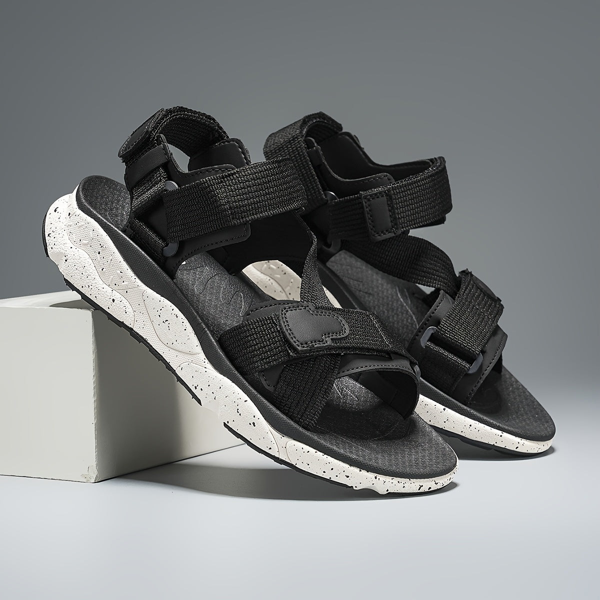 Detailansicht der Sohle der Damen Sport Sandalen