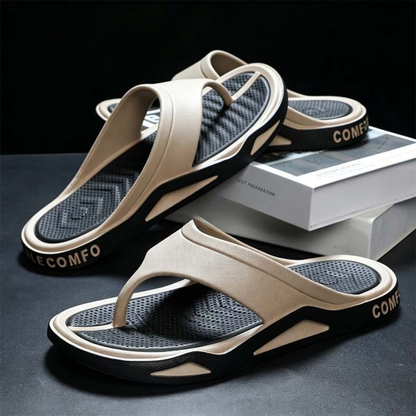 Herren Zehentrenner Sandalen für Urlaub und Strand in natürlicher Umgebung