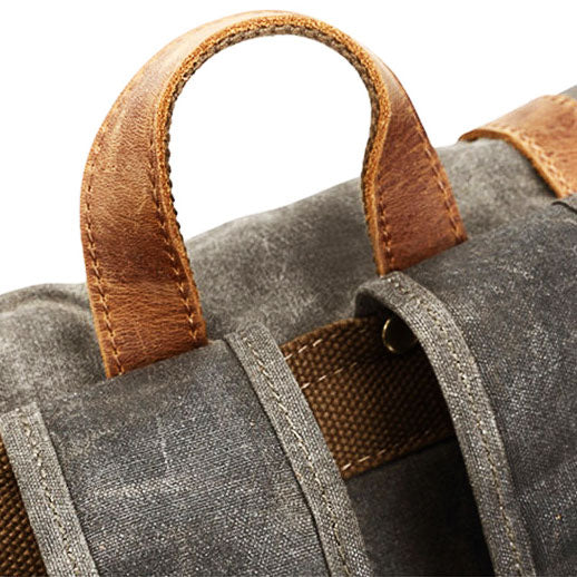 Tom Hollinger |  Wasserdichter Canvas Rucksack mit Rollverschluss im Vintage-Stil