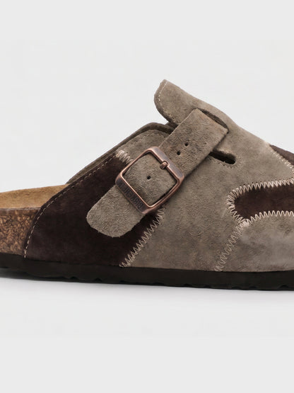 Unisex Clogs aus Veloursleder in Patchwork Beige, Rückansicht des Fersenbereichs