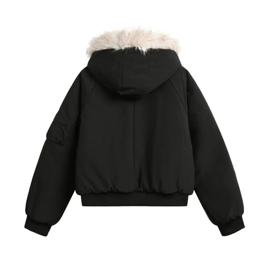 Tom Hollinger | Warm bomber jacket with fur hood