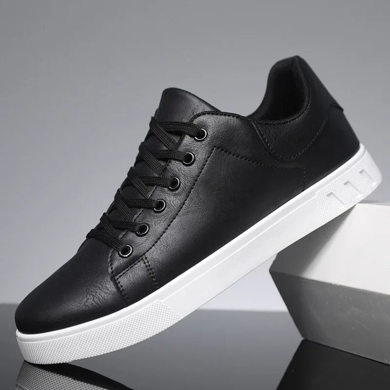 Tom Hollinger | Klassischer Sneaker in Lederoptik
