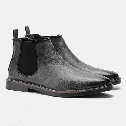 Tom Hollinger | Elegant Chelsea boots for men