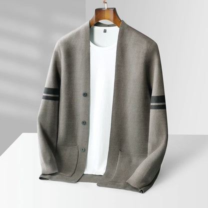 Tom Hollinger | Herren Merino-Mischung Cardigan mit gestreiften Ärmeln und aufgesetzten Taschen