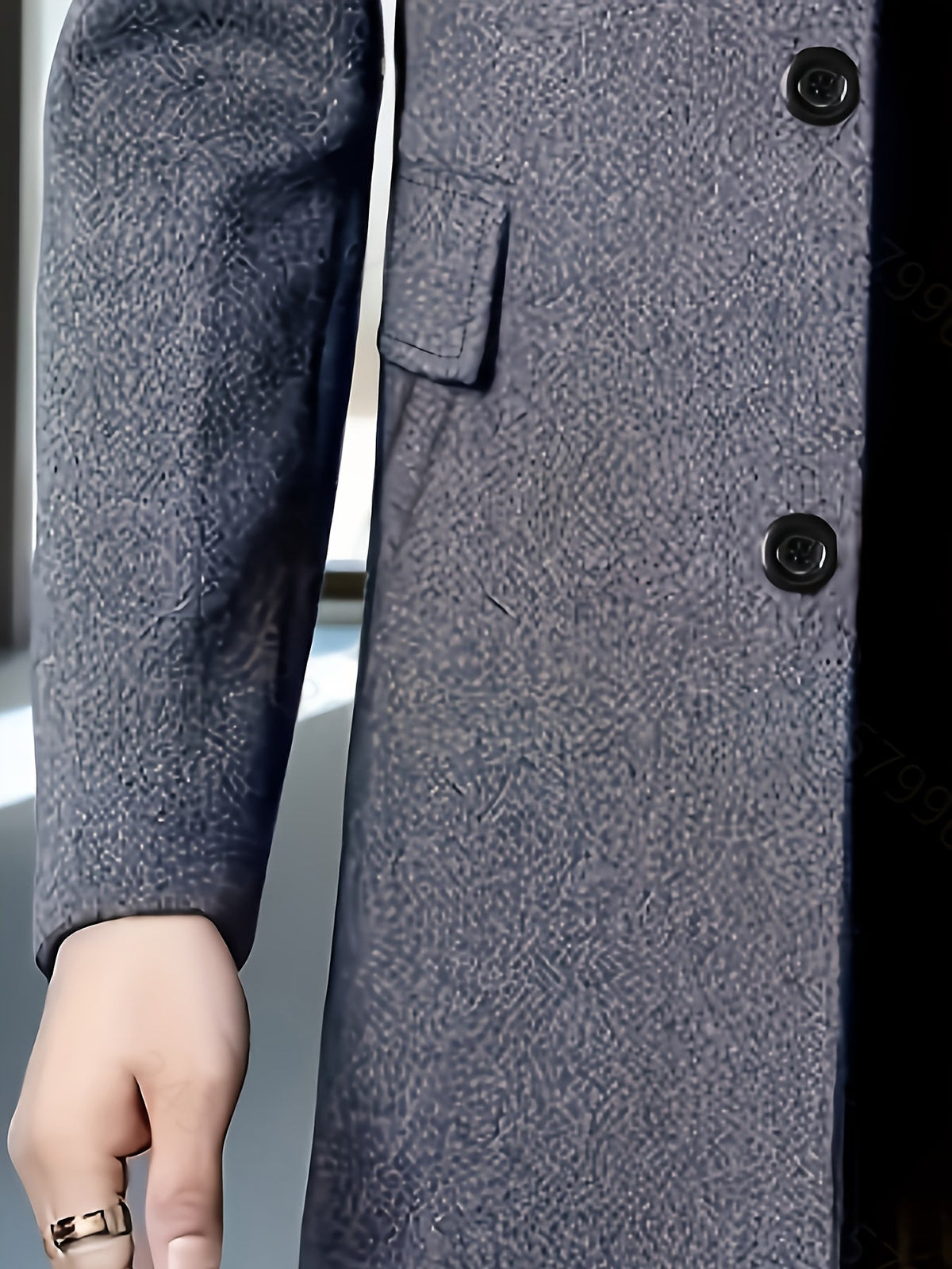 Herrenmantel mit zeitloser Silhouette und formellem Stil
