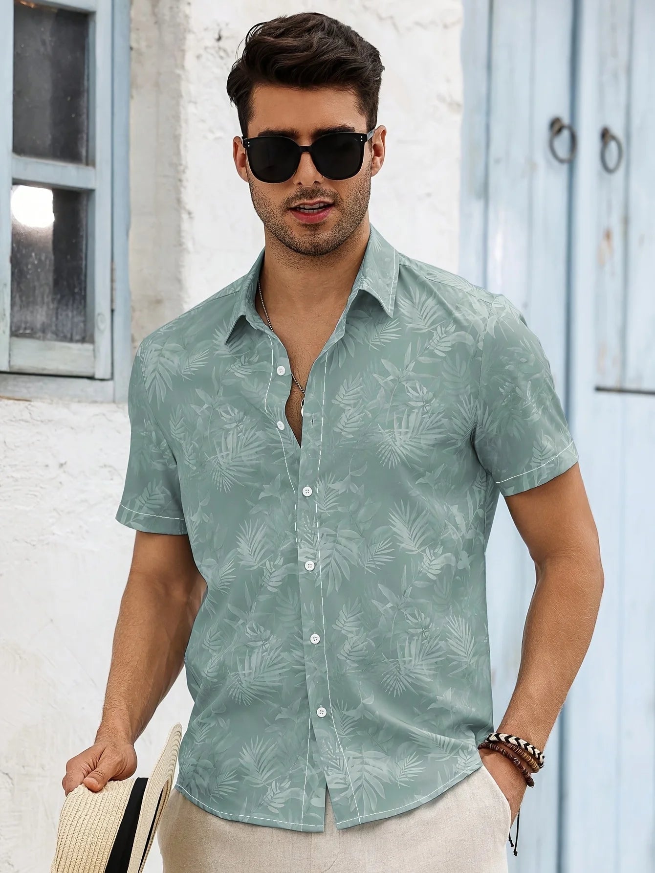 Herren Slim-Fit Kurzarmhemd mit tropischem Muster Hellgrün