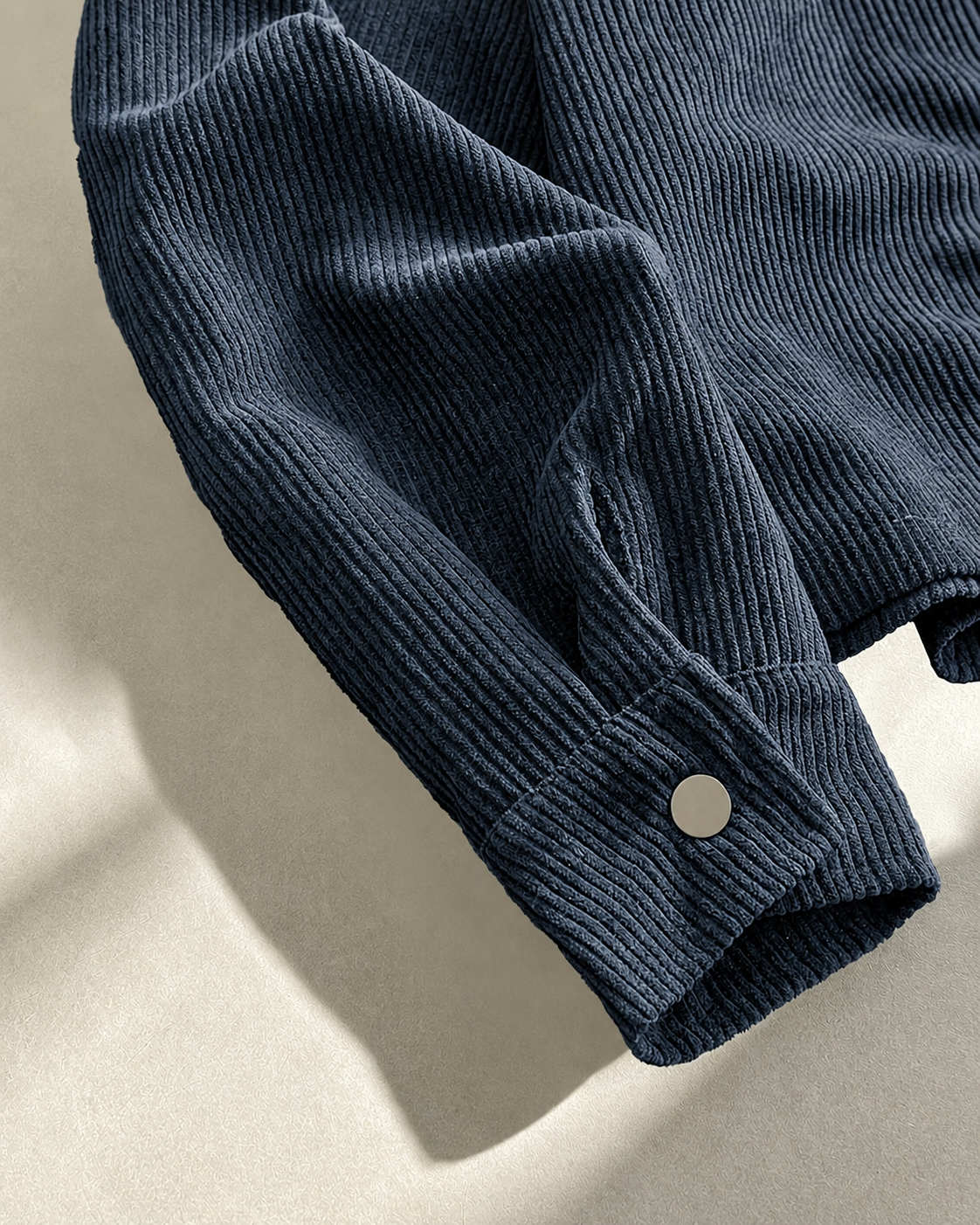 Gesamtansicht der Cordjacke für entspannte Alltagslooks