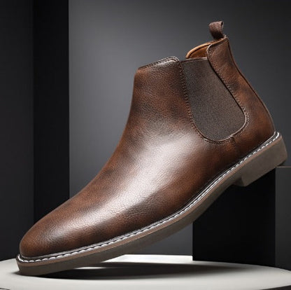 Herren Chelsea Boots mit elastischen Seiteneinsätzen in klassischer Form