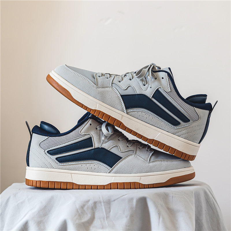 Tom Hollinger | Light sneaker