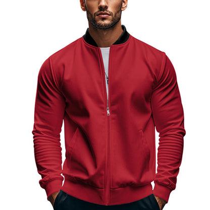 Detailansicht des Stehkragens an der Herren-Sweatjacke
