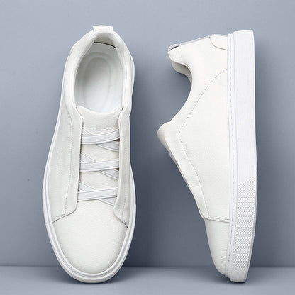 Ledersneaker mit elastischer Schnürung für einfaches Anziehen