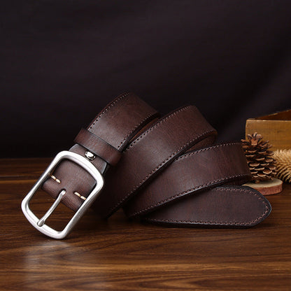 Klassischer Jeansgürtel als stilvolles Herrenaccessoire
