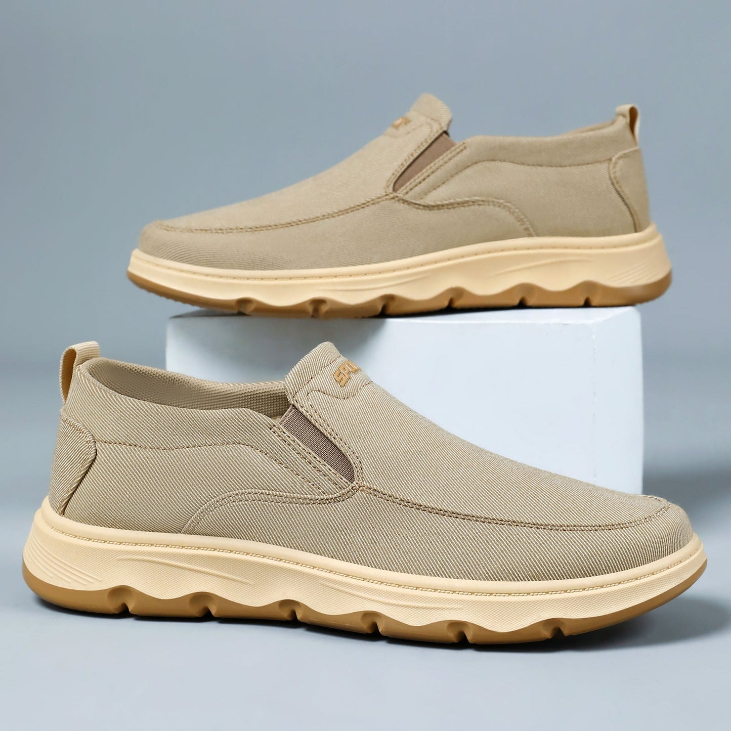 Herren-Sneaker aus Canvas mit elastischem Einstieg von oben