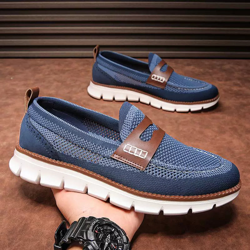 Penny-Loafer mit klassischem Riemen über dem Spann