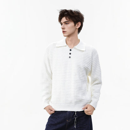 Herrenpullover mit klassischem Polokragen und Knopfleiste