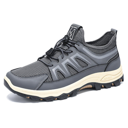 Rückansicht mit sockenähnlichem Meshschaft am Herren-Trekking-Sneaker