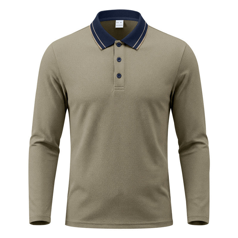 Herren-Poloshirt an der Schulter und am Ärmel im Detail