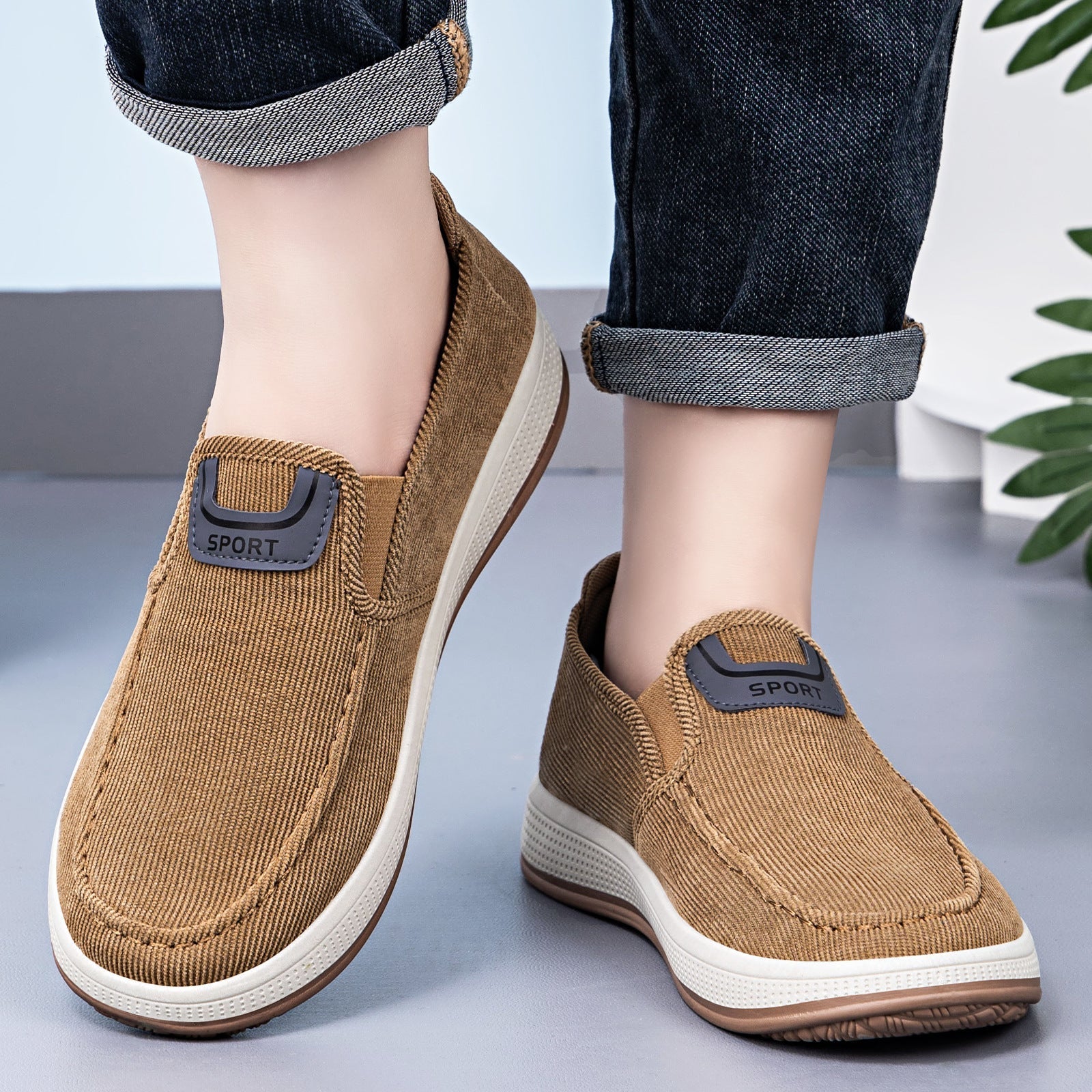 Slip-On-Sneaker für Herren mit gepolsterter Innensohle