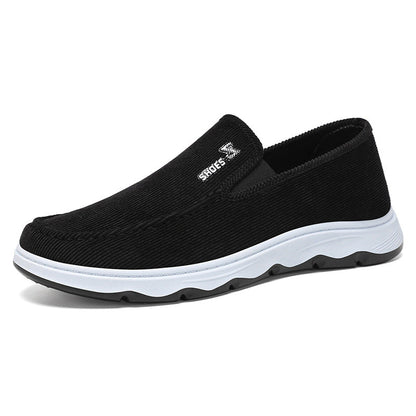 Herren-Slip-On mit atmungsaktivem Textil für den Alltag